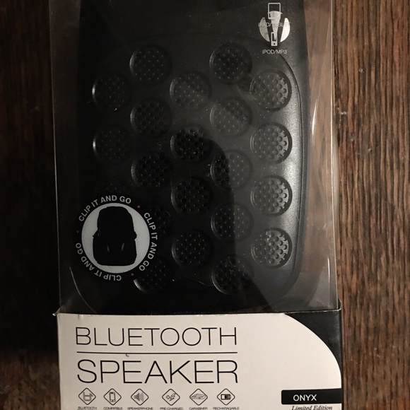 Vivitar infinite Bluetooth speaker clip on - new in package wireless - Picture 1 of 2